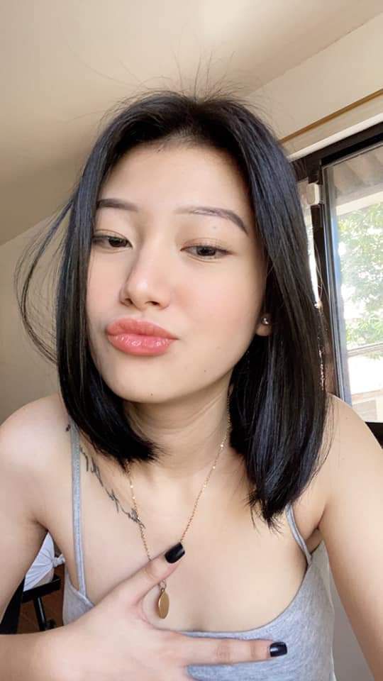 Nừa đêm lén bú lồn chị gái mông to nhiều nước